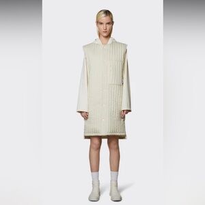 RAINS Long Liner Vest Size XL Cream Quilted Sleeveless Vest